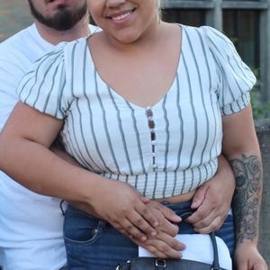 Forever 21 Button Up Crop Top Blouse